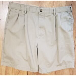 Roundtree & Yorke Beige Pleated Front Men's Easy Care Chino Shorts Size 38